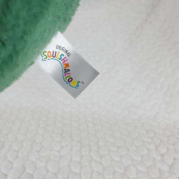 Austin Fuzzamallow Squishmallow 12 Inch Avocado BNW Ripped Tag - Picture 4 of 7